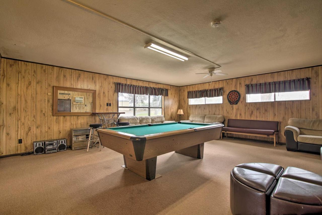 Rustic Lake Buchanan Hideaway With Game Room And Grill Tow Exterior photo