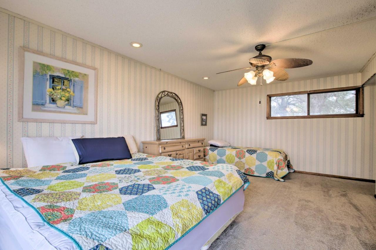 Rustic Lake Buchanan Hideaway With Game Room And Grill Tow Exterior photo