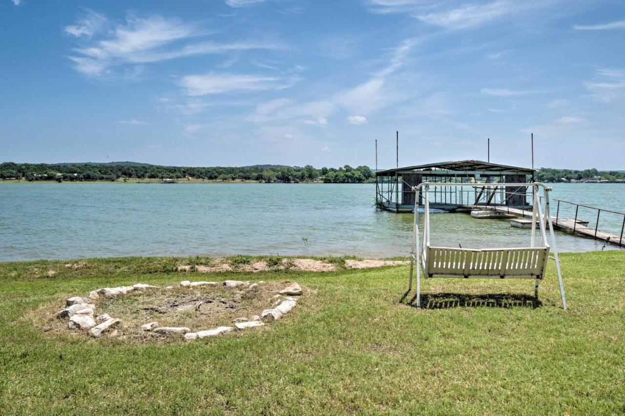 Rustic Lake Buchanan Hideaway With Game Room And Grill Tow Exterior photo